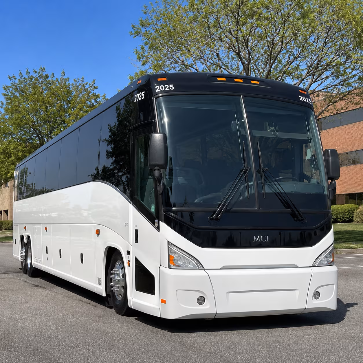 corporate group transportation to the lorain county chamber and business events